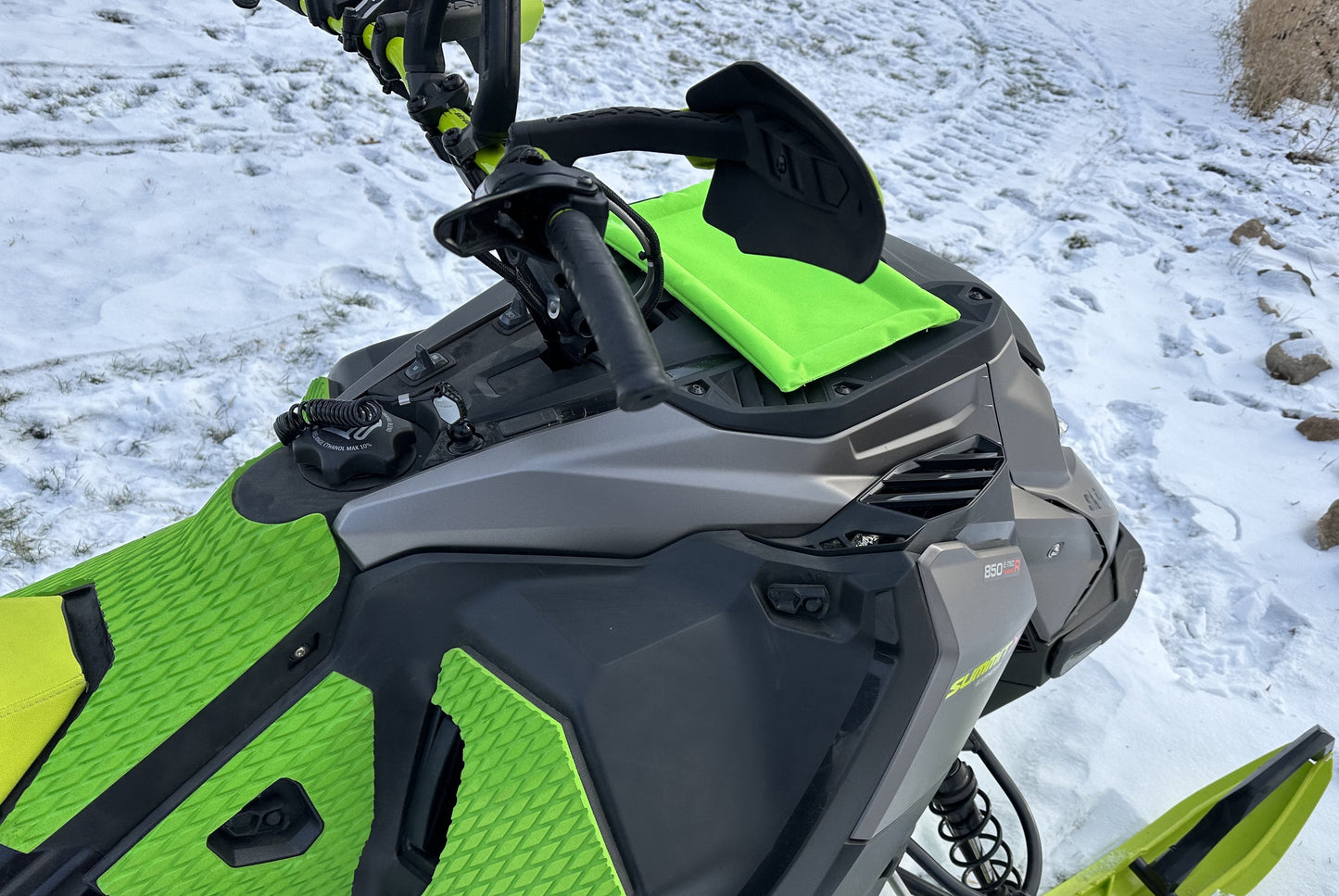 Screen Savior Snowmobile Screen Protector - NEON GREEN