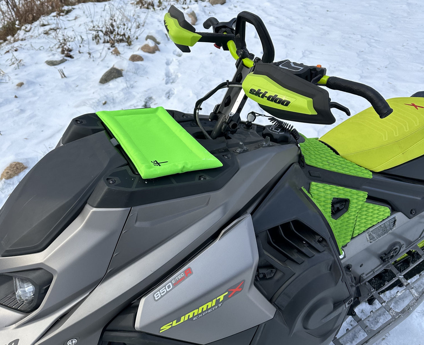 Screen Savior Snowmobile Screen Protector - NEON GREEN